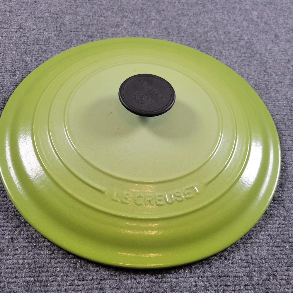 Le Creuset Replacement Lid 7.25 Qt Round 28 Lime Green Enameled Cast Iron France